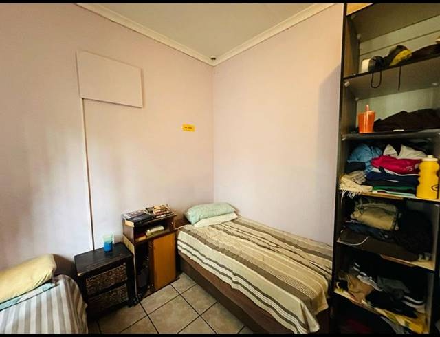 12 BEDROOM HOUSE FOR SALE IN WEBBER